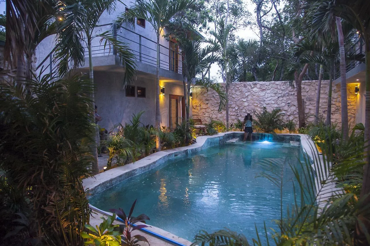 מלון Solera Tulum With Pool